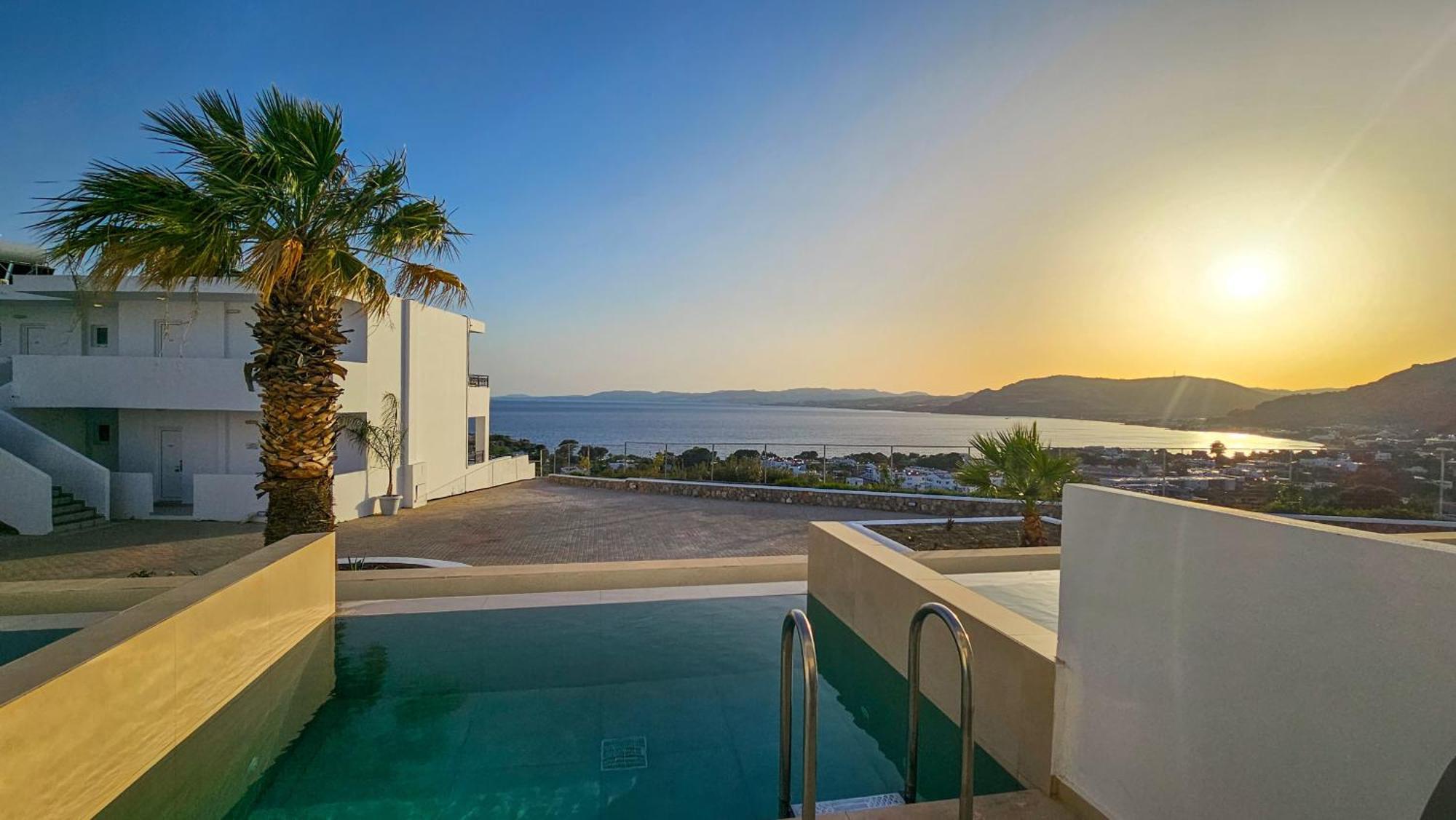 Lindos Nest Aparthotel Pefki  ภายนอก รูปภาพ